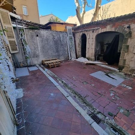 L'Antre Du Dragon Appartement Marseilles Buitenkant foto
