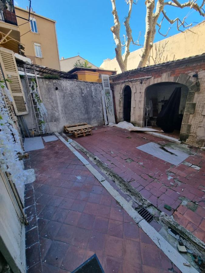 L'Antre Du Dragon Appartement Marseilles Buitenkant foto